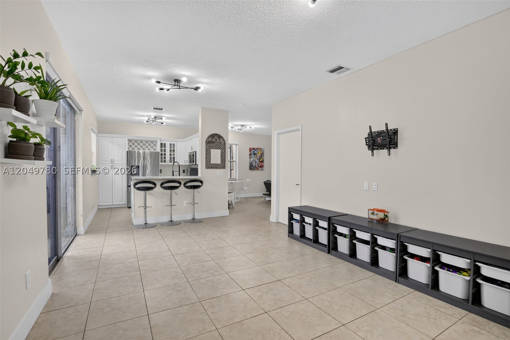 CORAL LAKES - Residential