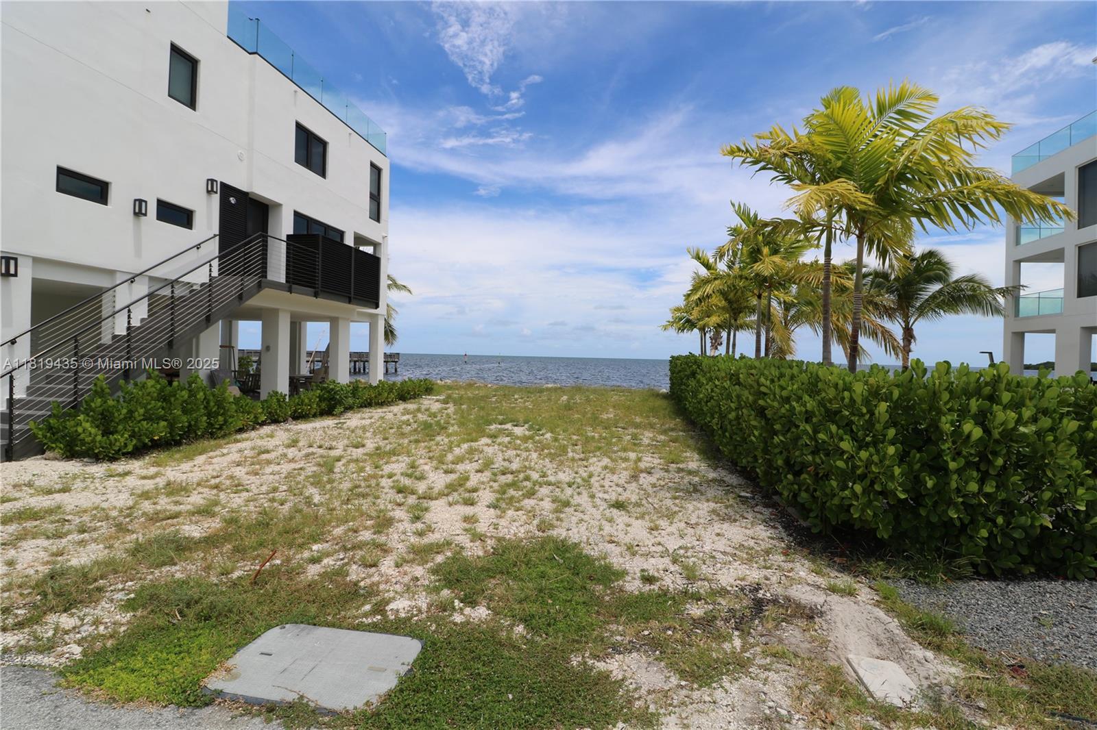 KEY LARGO OCEAN RESORT - Land