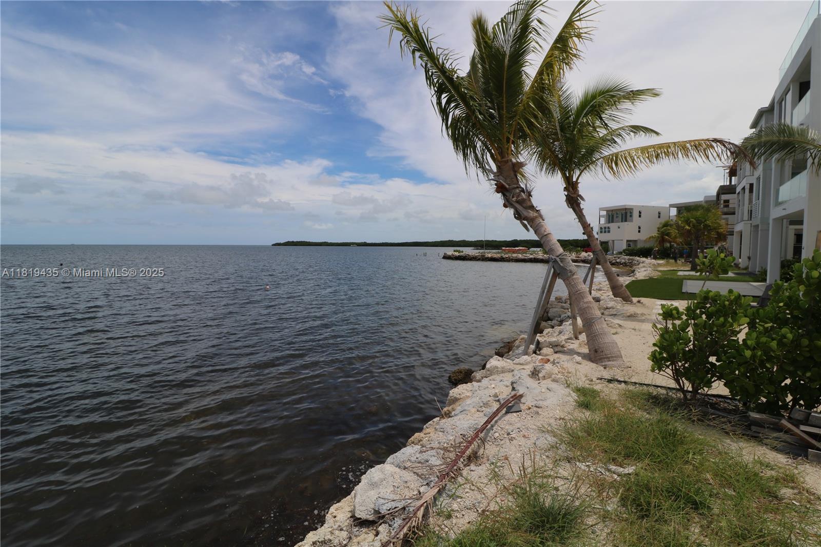 KEY LARGO OCEAN RESORT - Land