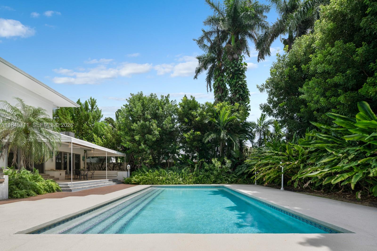 SAN MARINO ISLAND - Residential
