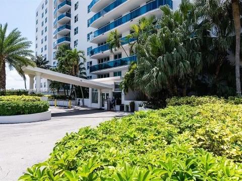 TREASURES ON THE BAY II C - Residential