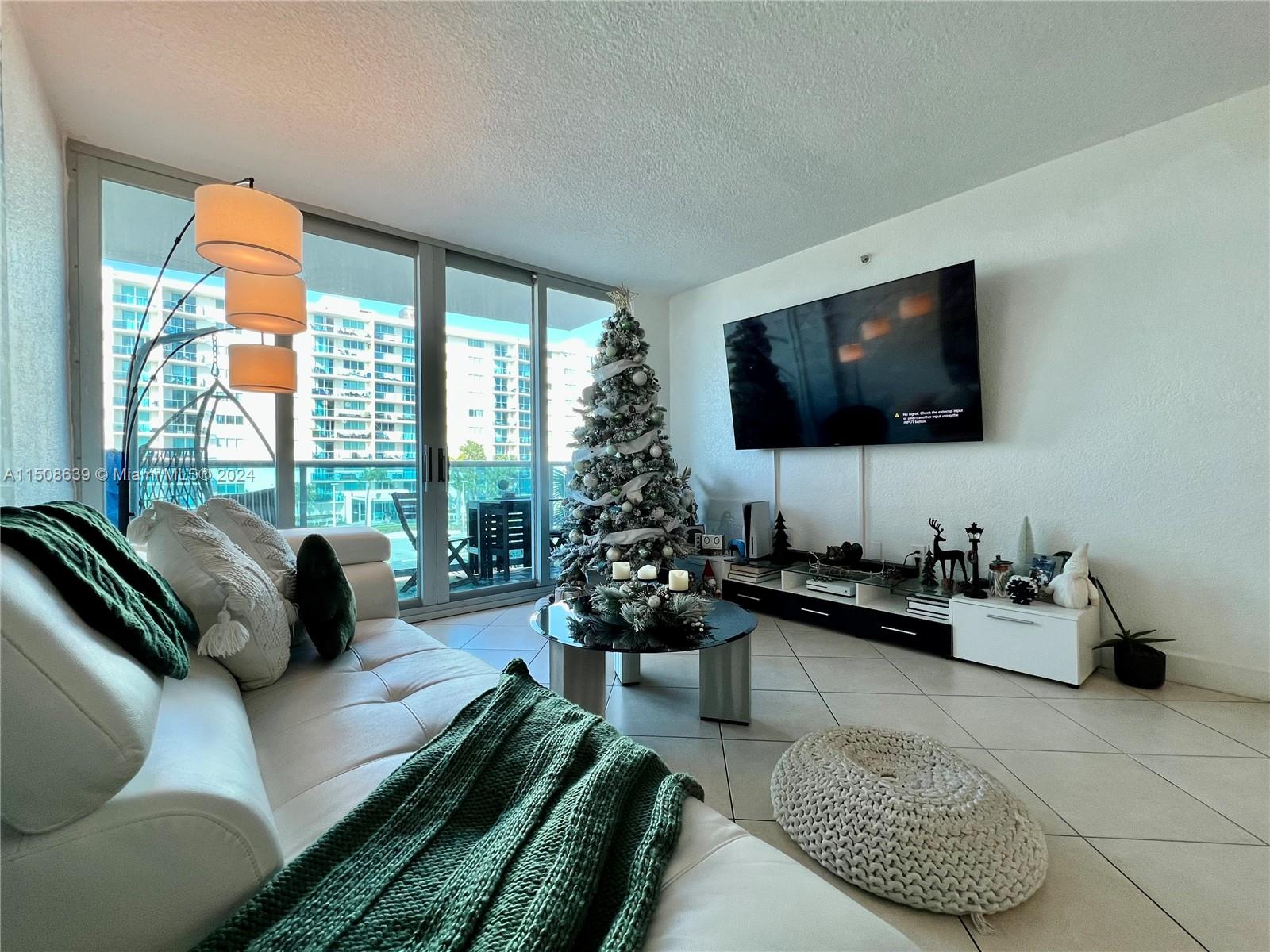 TREASURES ON THE BAY II C - Residential