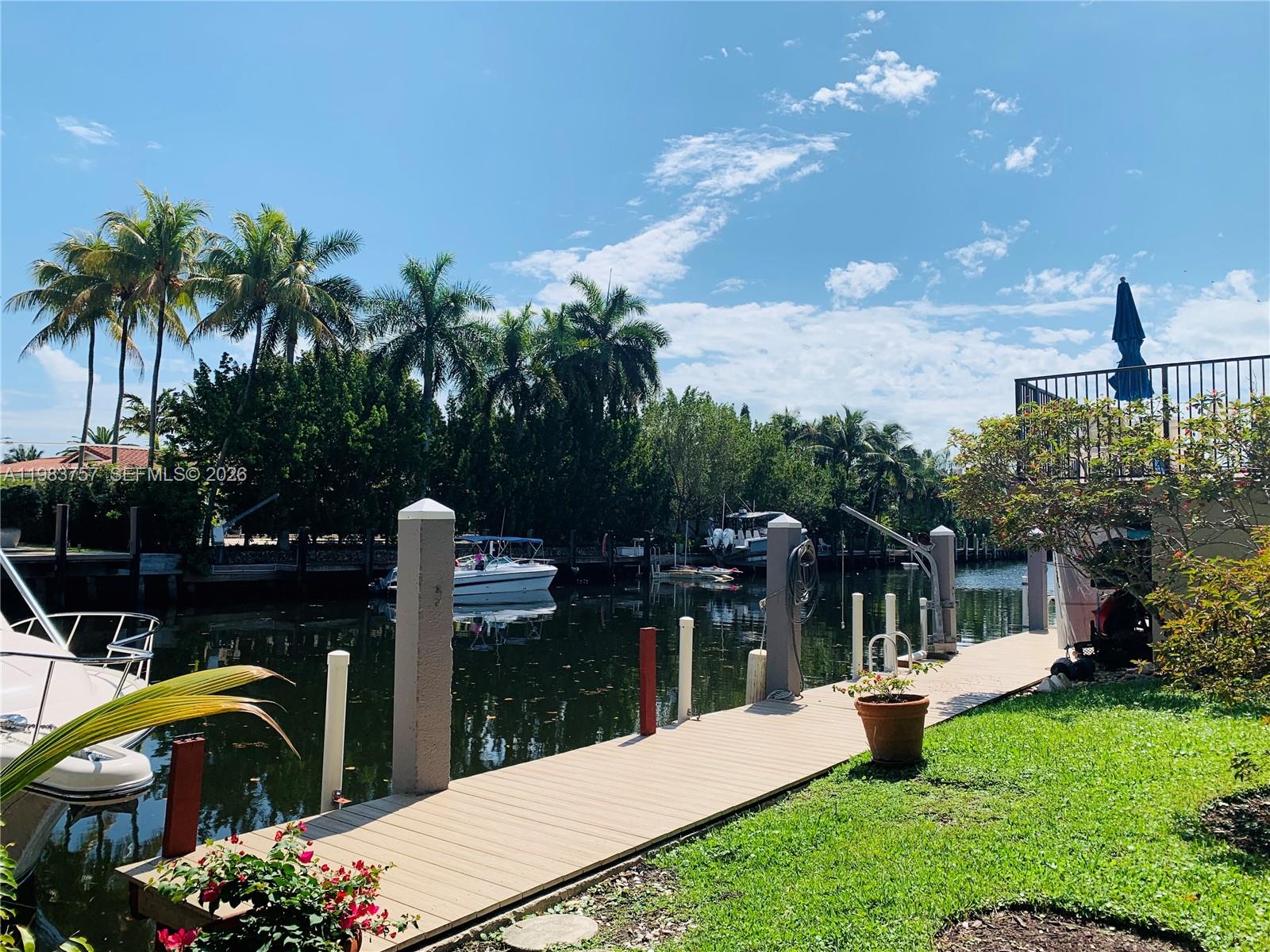 ADMIRAL FARRAGUT CONDO - Residential