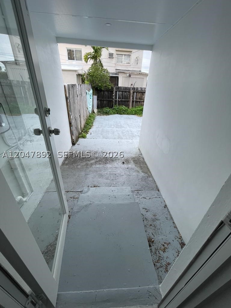 BISCAYNE BEACH-2ND ADDN - Residential