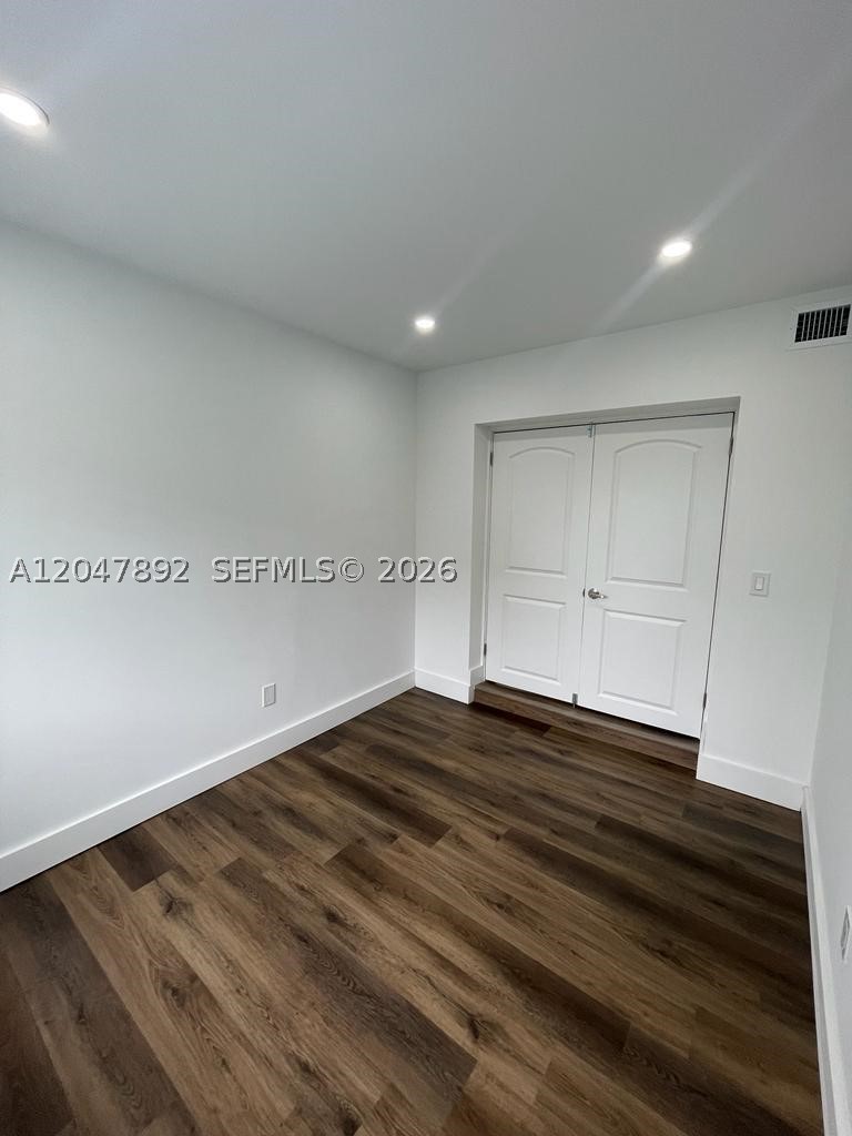 BISCAYNE BEACH-2ND ADDN - Residential