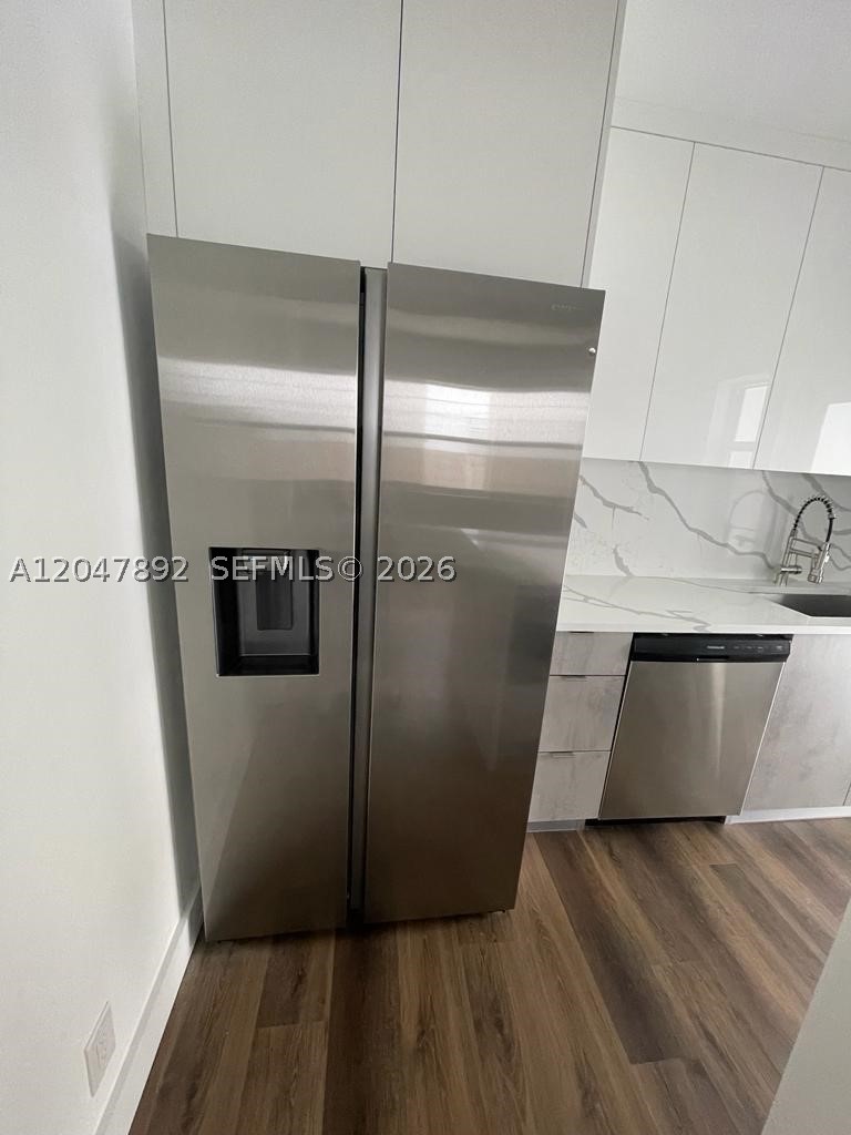 BISCAYNE BEACH-2ND ADDN - Residential
