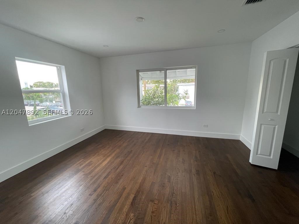 BISCAYNE BEACH-2ND ADDN - Residential