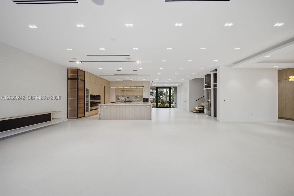 LAS OLAS BY THE SEA EXT - Residential