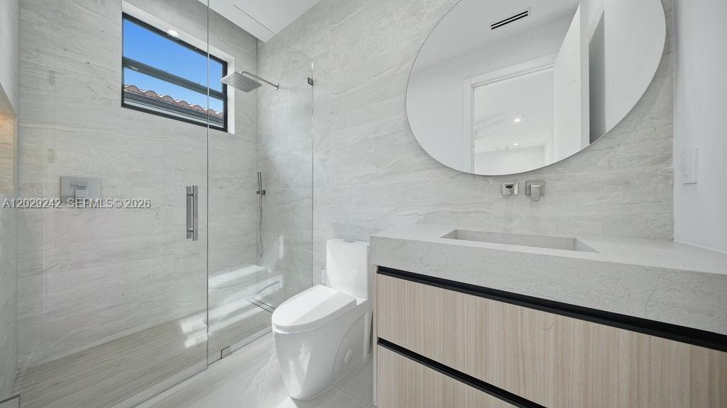 LAS OLAS BY THE SEA EXT - Residential