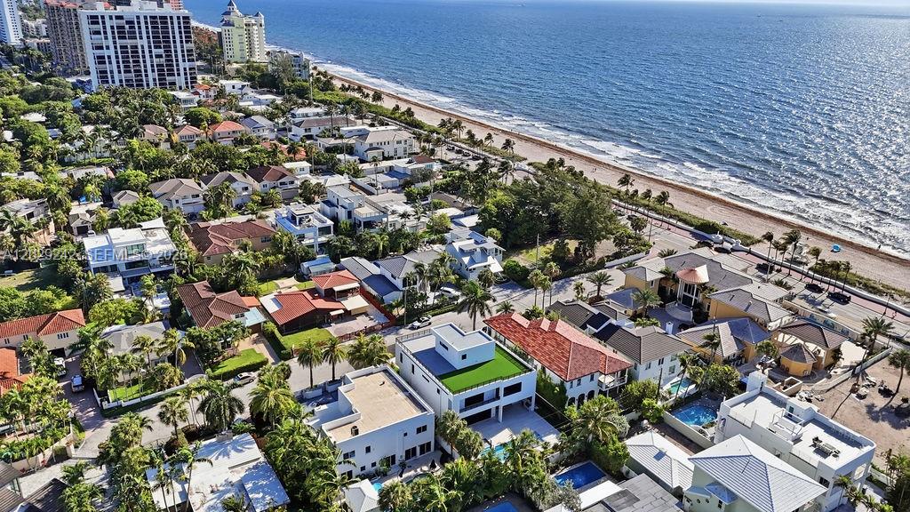 LAS OLAS BY THE SEA EXT - Residential