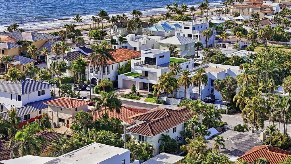 LAS OLAS BY THE SEA EXT - Residential