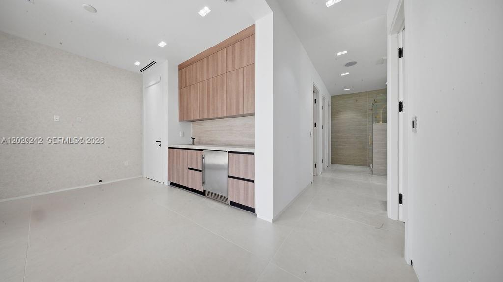 LAS OLAS BY THE SEA EXT - Residential