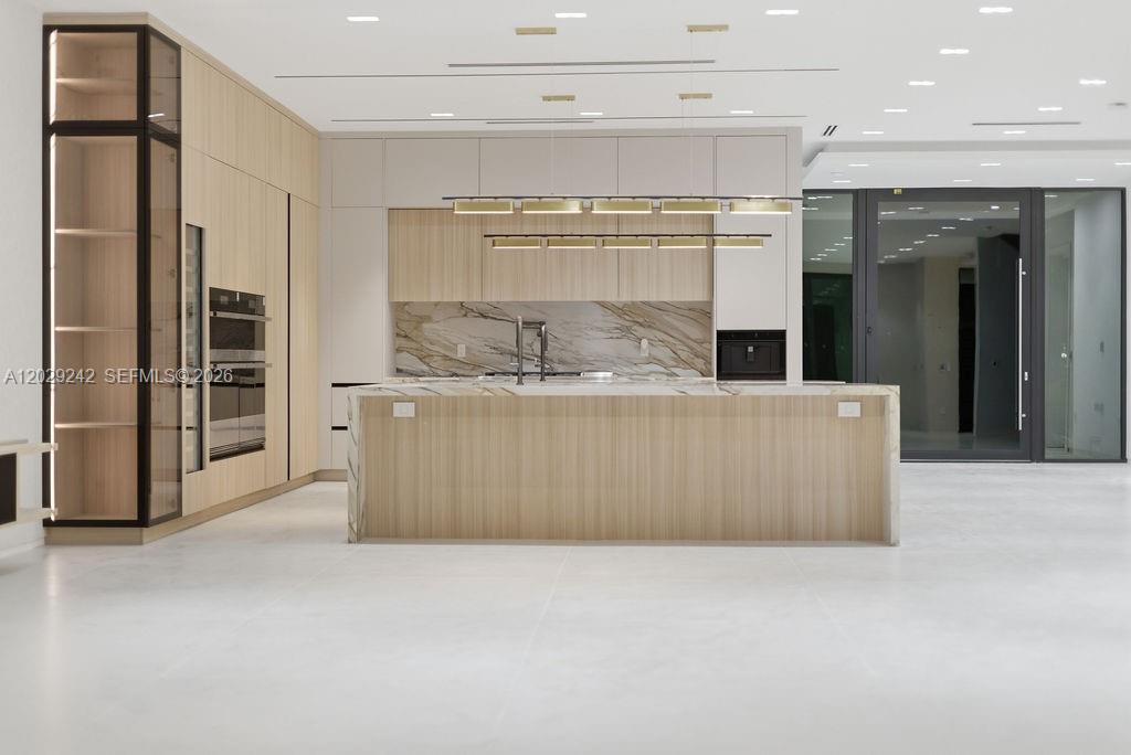 LAS OLAS BY THE SEA EXT - Residential