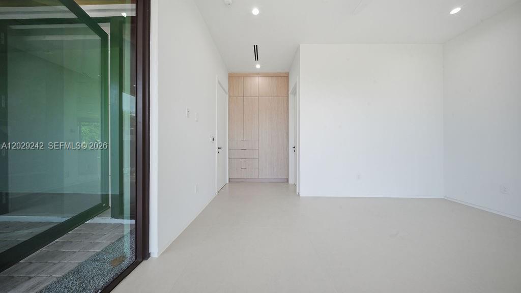 LAS OLAS BY THE SEA EXT - Residential