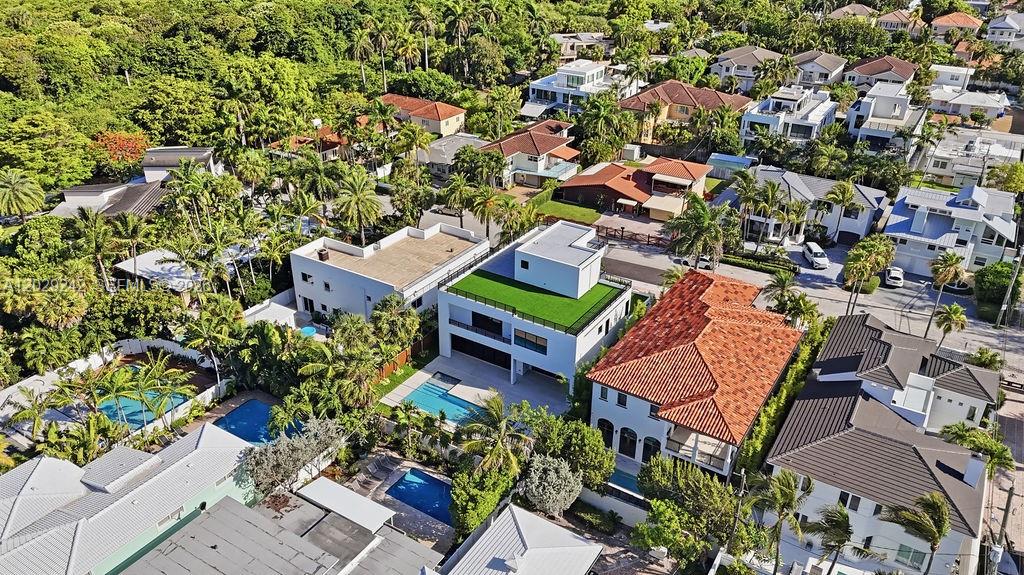 LAS OLAS BY THE SEA EXT - Residential