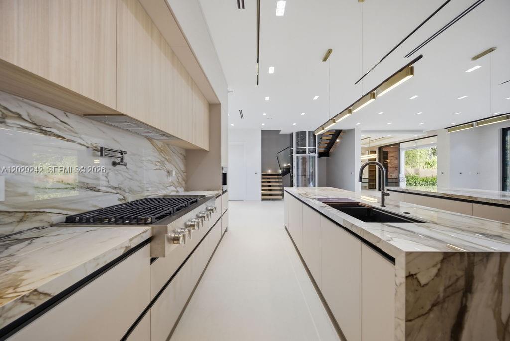 LAS OLAS BY THE SEA EXT - Residential