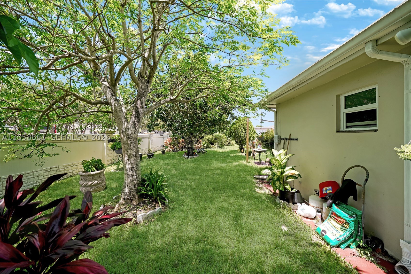 MAINLANDS OF TAMARAC LAKE - Residential