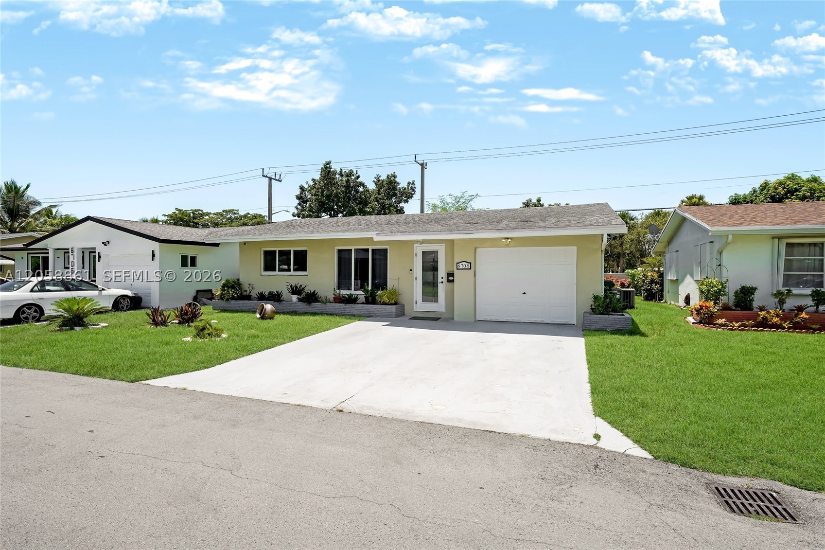 MAINLANDS OF TAMARAC LAKE - Residential