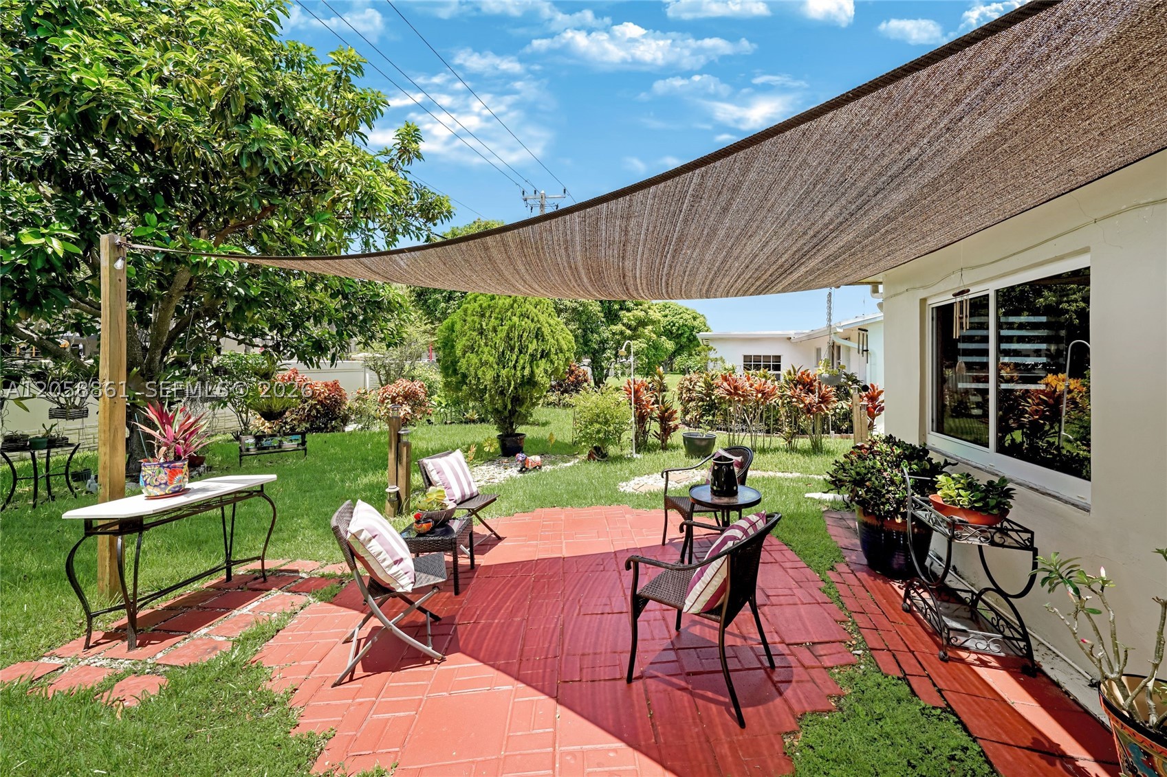 MAINLANDS OF TAMARAC LAKE - Residential