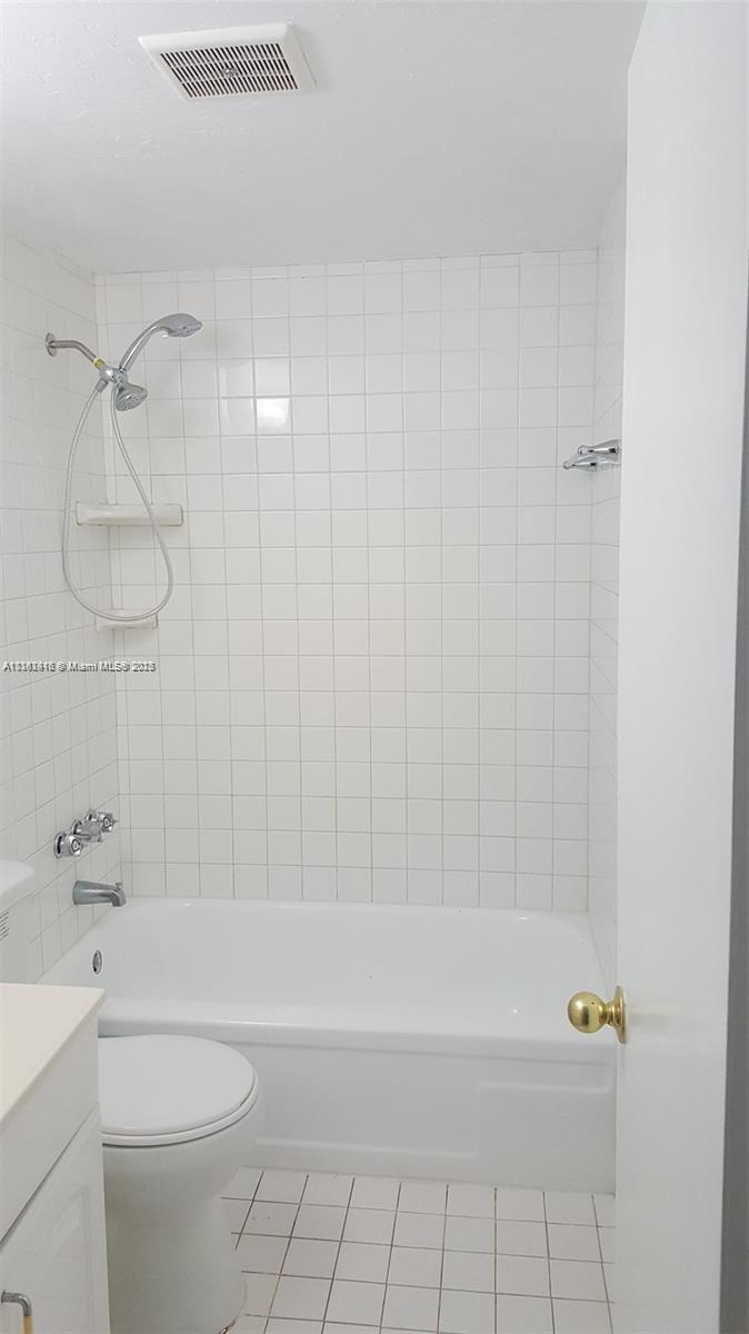 FOUNTAINVIEW CONDO NO 5 - Residential Lease