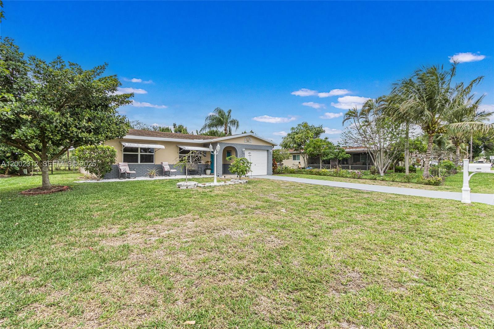 CRYSTAL LAKE 4TH SEC - Residential