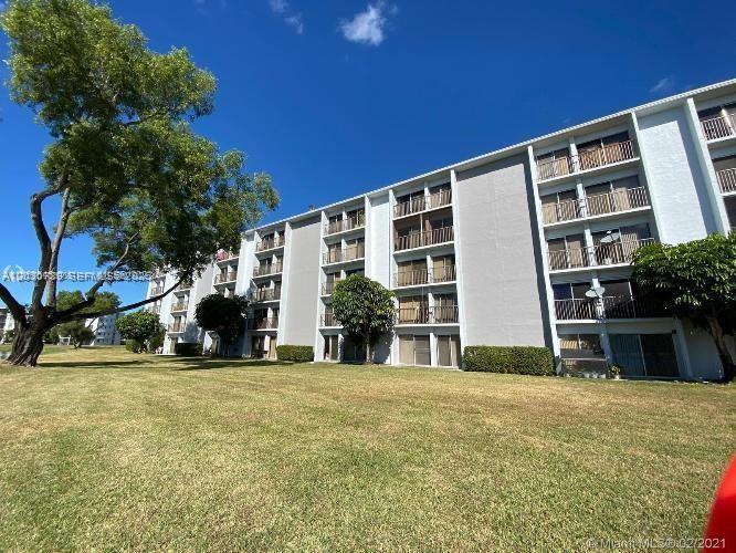 LAKESHORE AT UNIVERSITY P - Residential