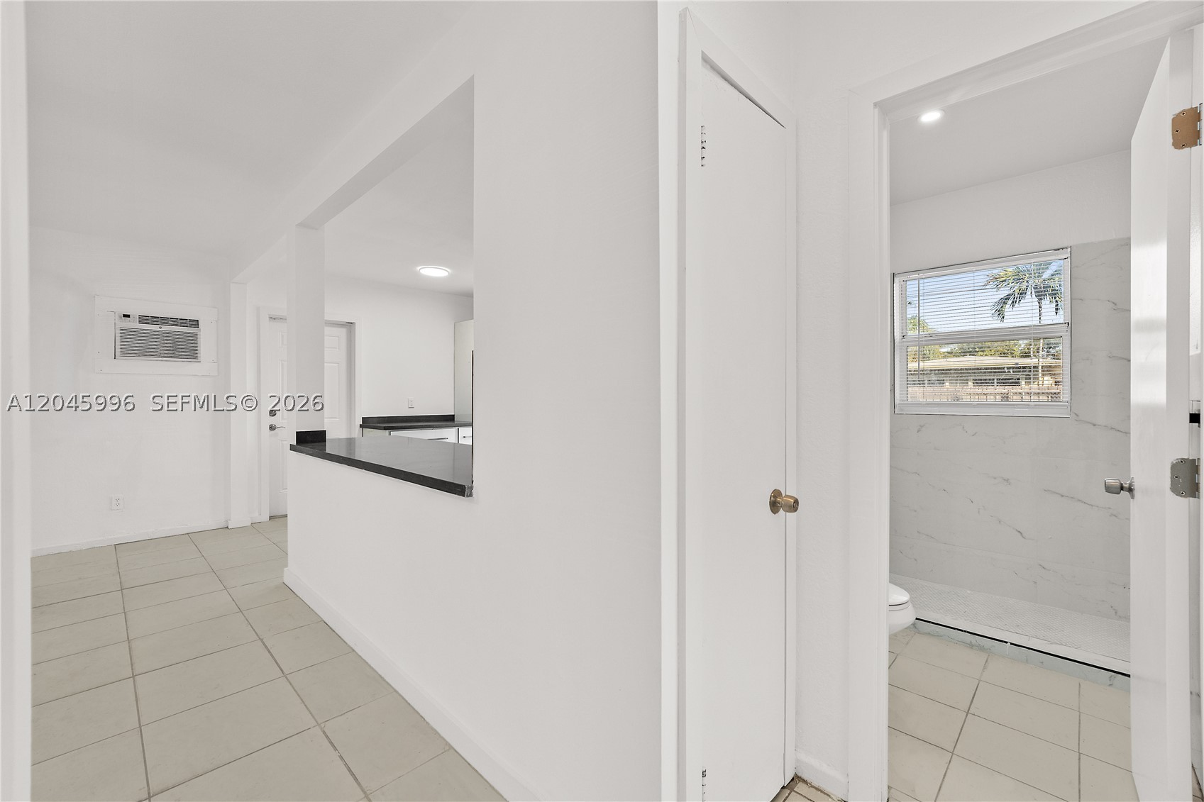 LAUDERDALE MANORS ADD - Residential