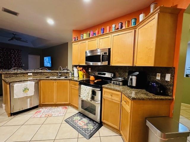 POD 6 AT MONARCH LAKES - Residential