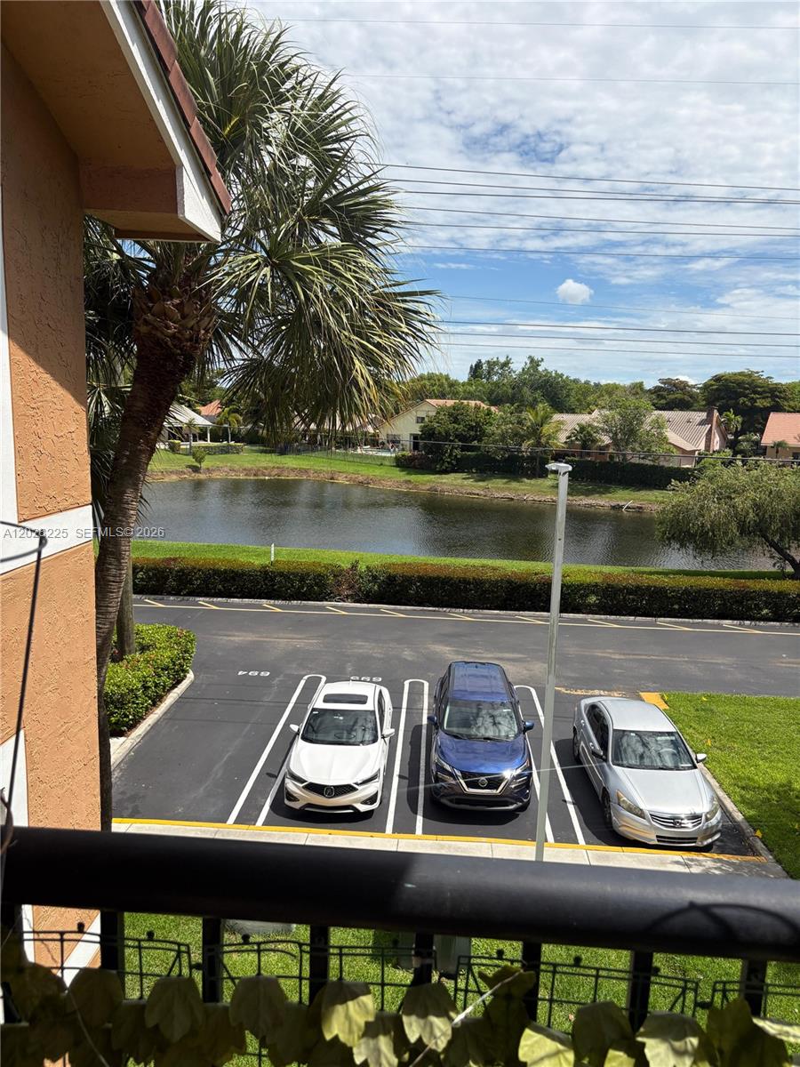 EDGEWATER CONDO - Residential Lease