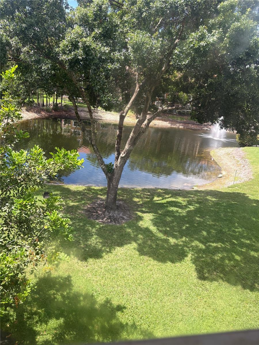 EDGEWATER CONDO - Residential Lease