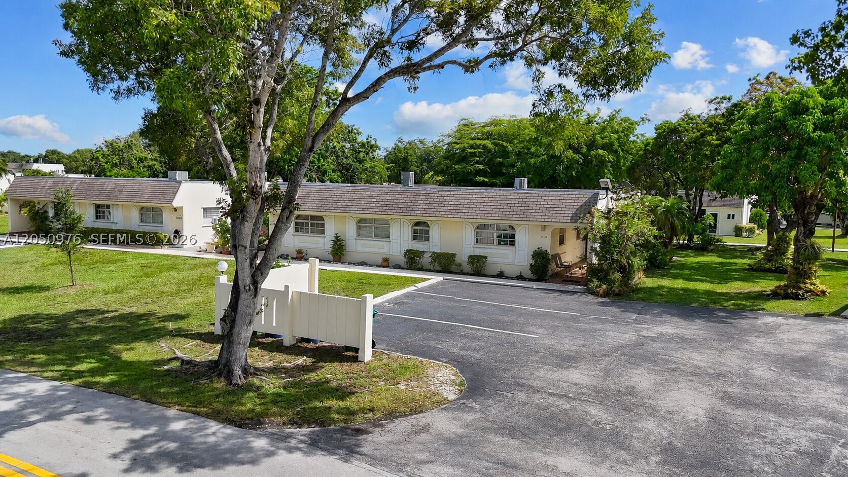 GREEN HILLS PARK WEST NO - Residential