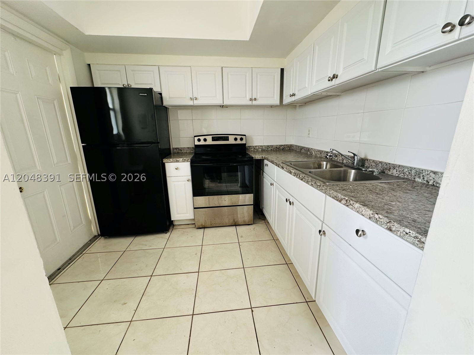 FOURTH MIRAMAR CONDO - Residential