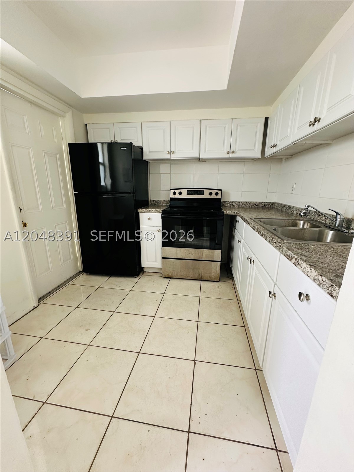 FOURTH MIRAMAR CONDO - Residential