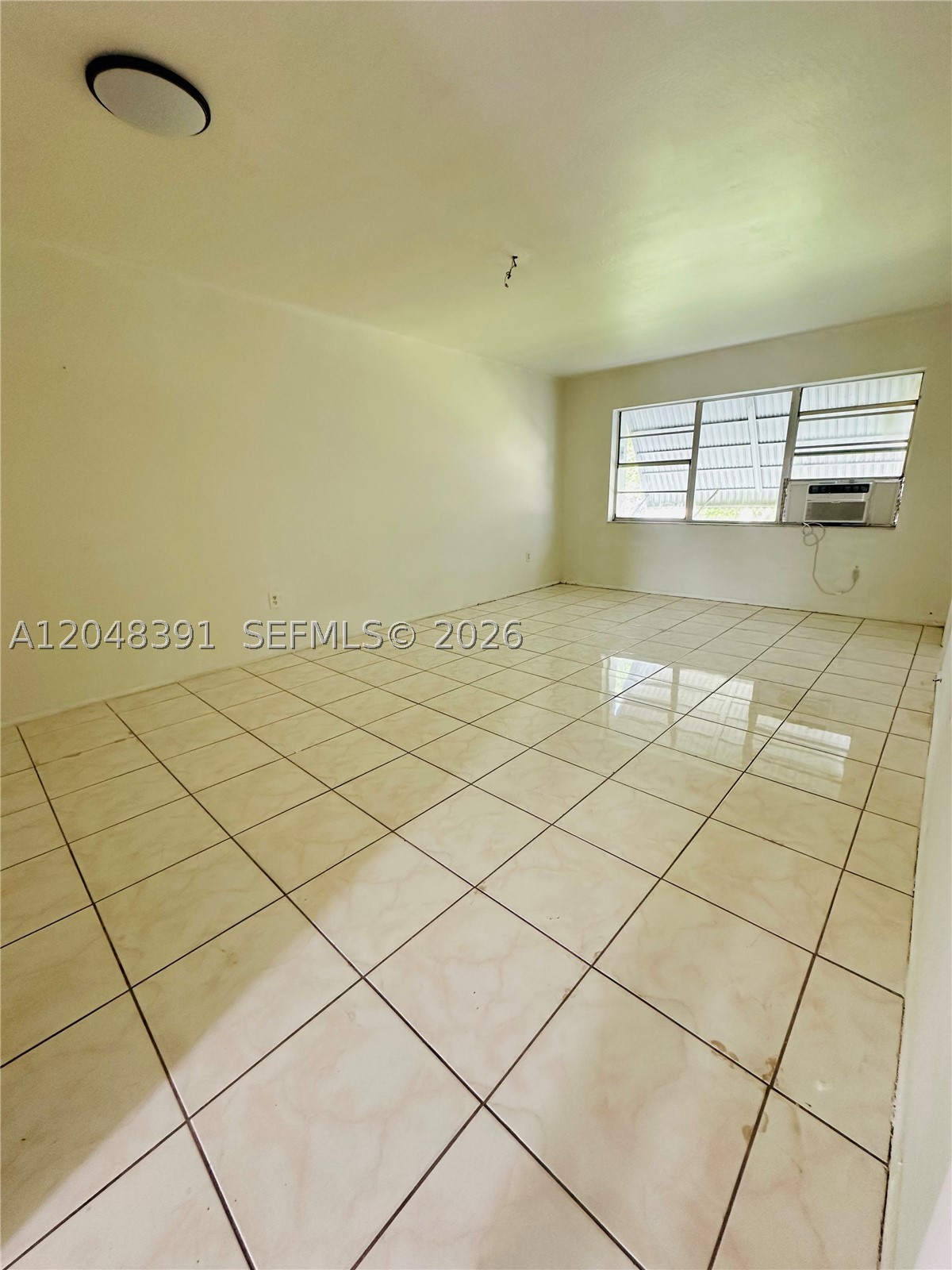 FOURTH MIRAMAR CONDO - Residential