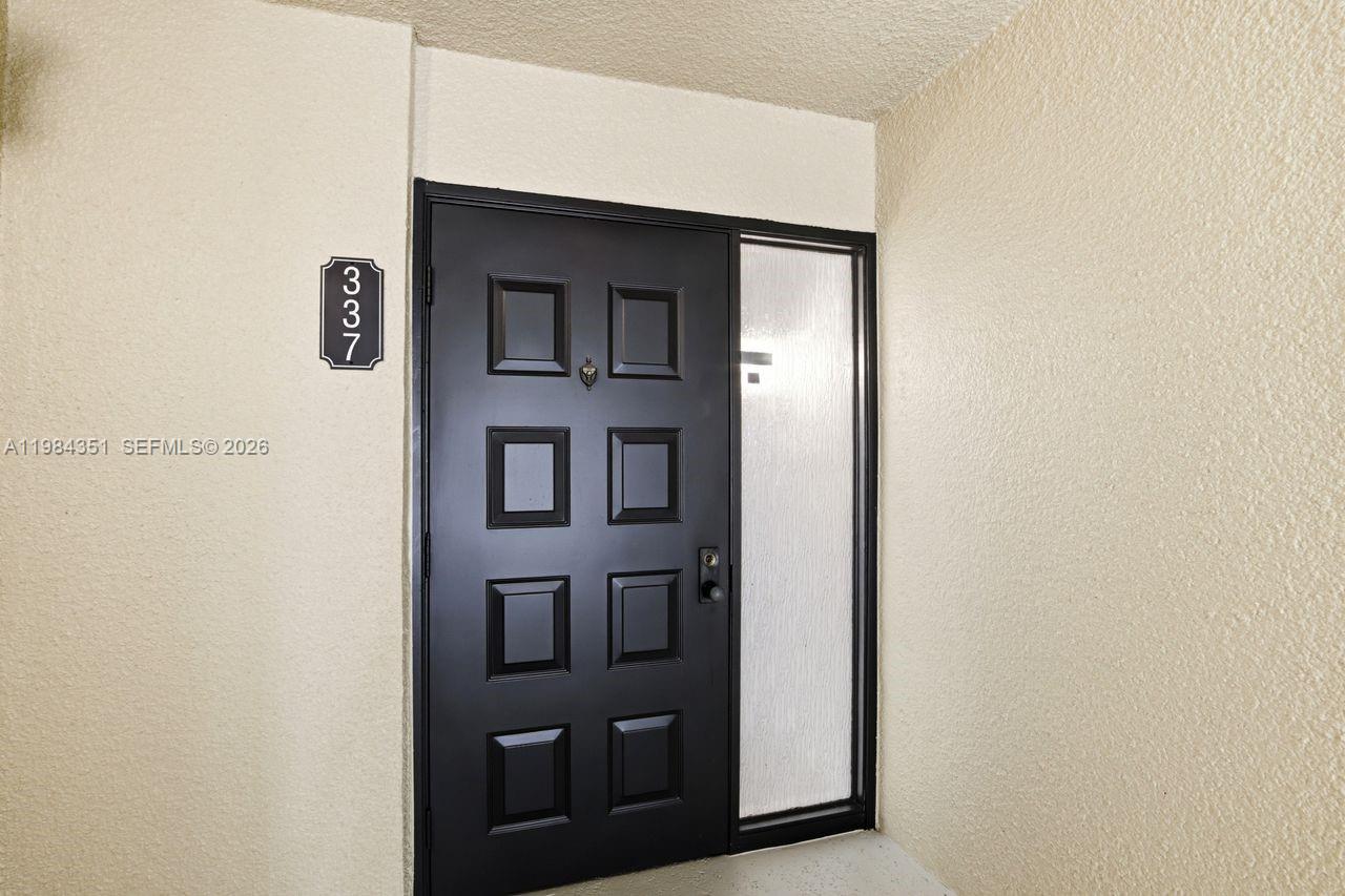 WOODLAND LAKES - Residential