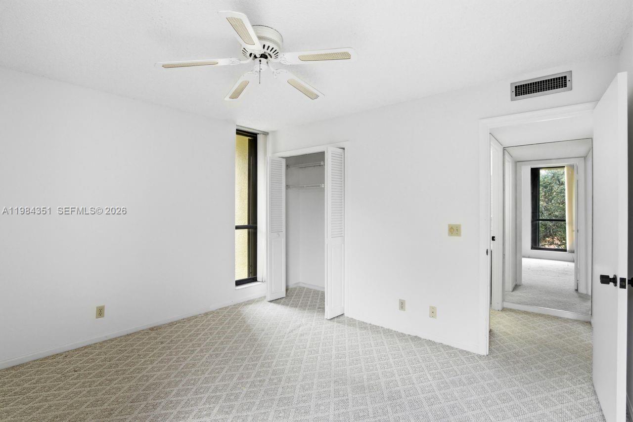 WOODLAND LAKES - Residential
