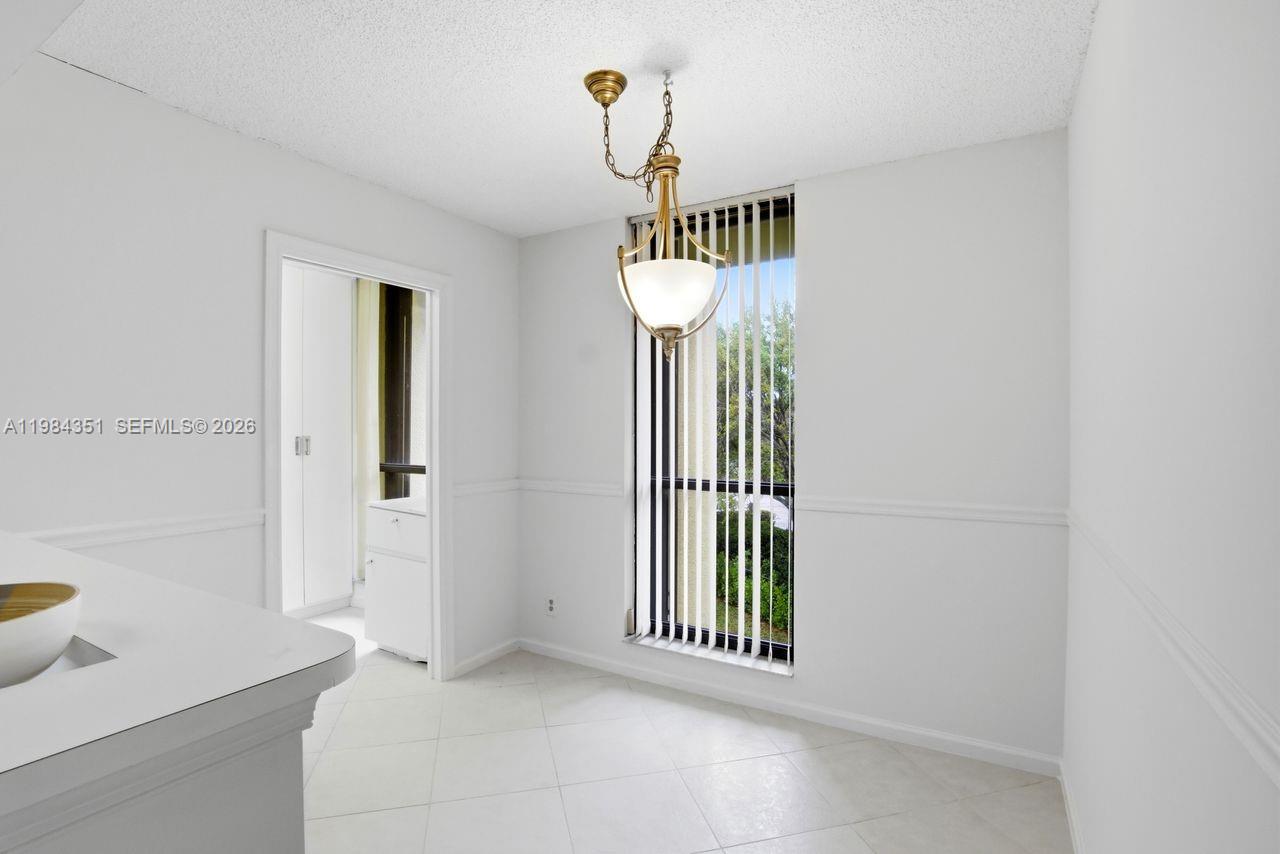 WOODLAND LAKES - Residential