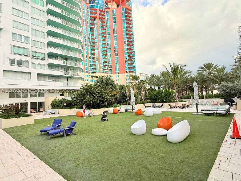 SOUTH POINTE TOWERS CONDO - Residential