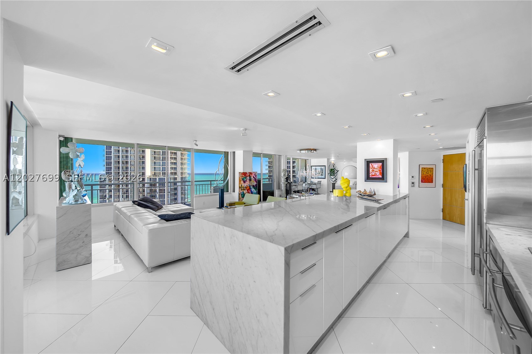 SOUTH POINTE TOWERS CONDO - Residential