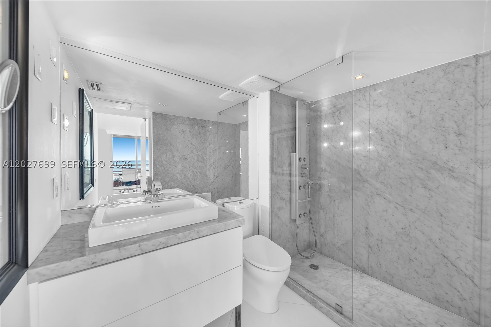 SOUTH POINTE TOWERS CONDO - Residential