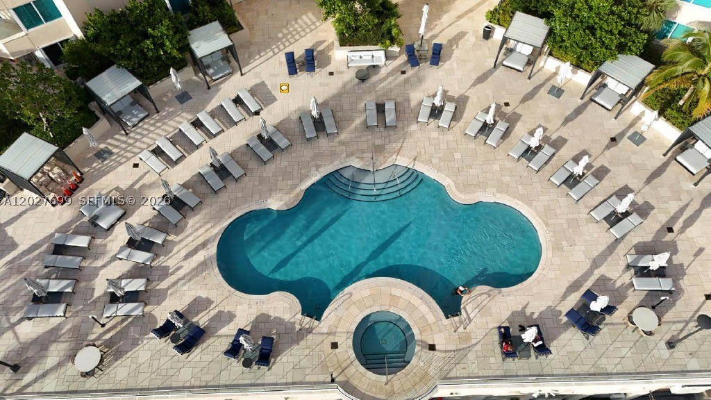 SOUTH POINTE TOWERS CONDO - Residential
