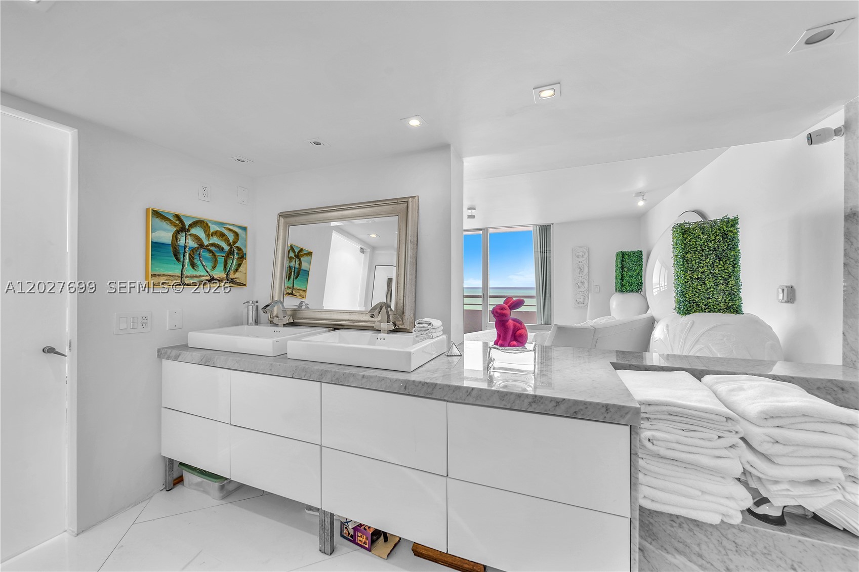 SOUTH POINTE TOWERS CONDO - Residential