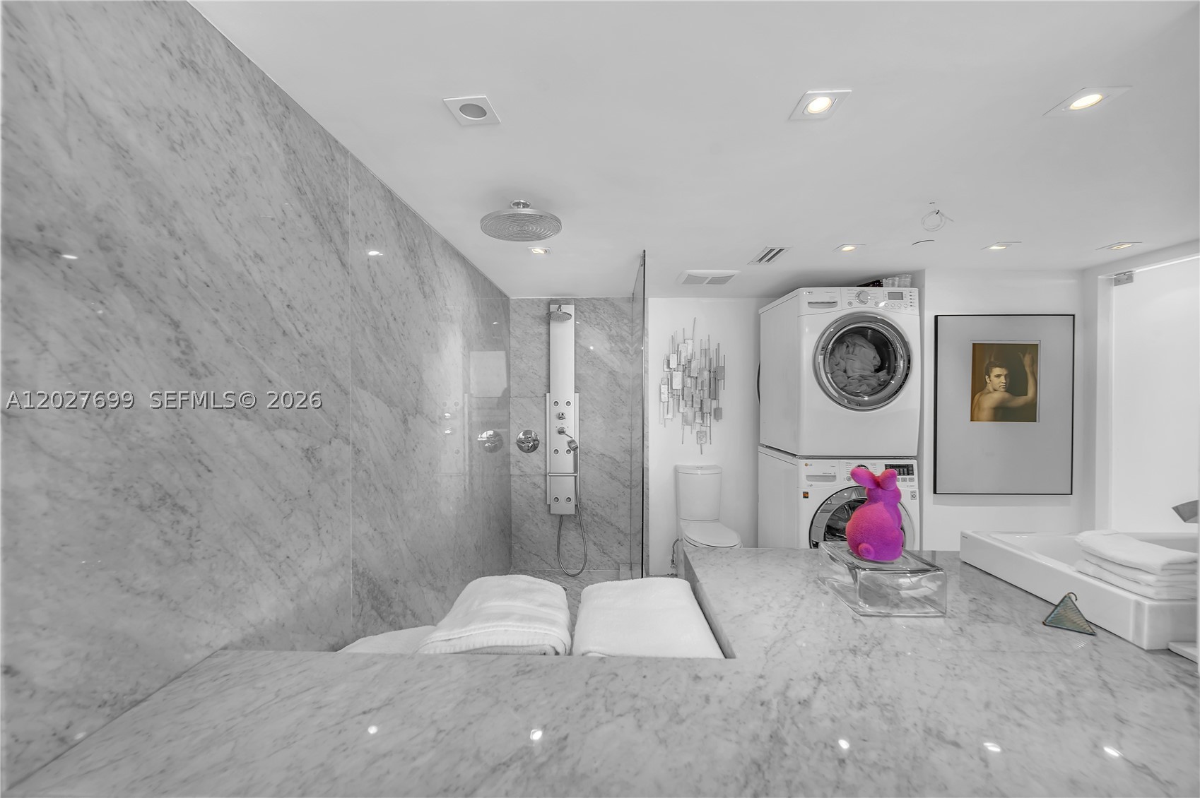 SOUTH POINTE TOWERS CONDO - Residential