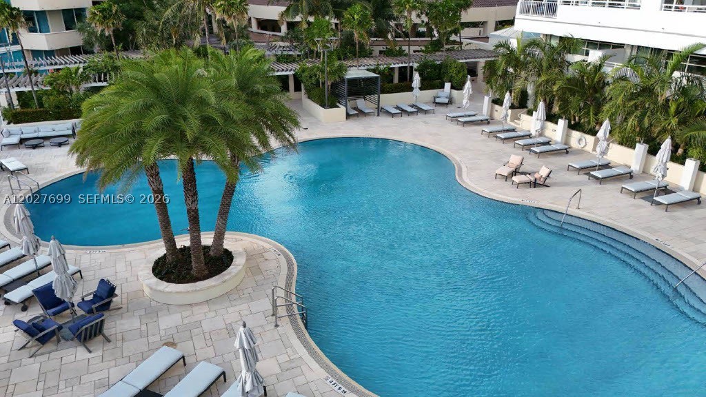 SOUTH POINTE TOWERS CONDO - Residential