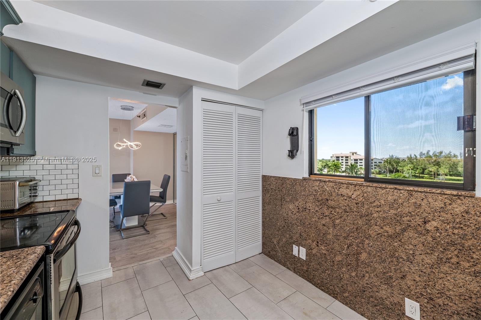 OCEAN TRAIL CONDO III - Residential