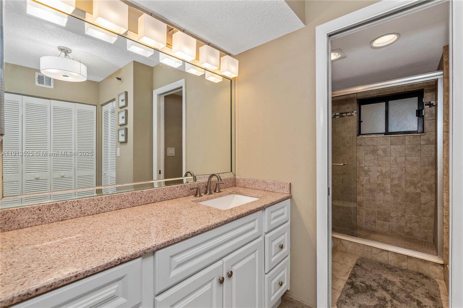 OCEAN TRAIL CONDO III - Residential