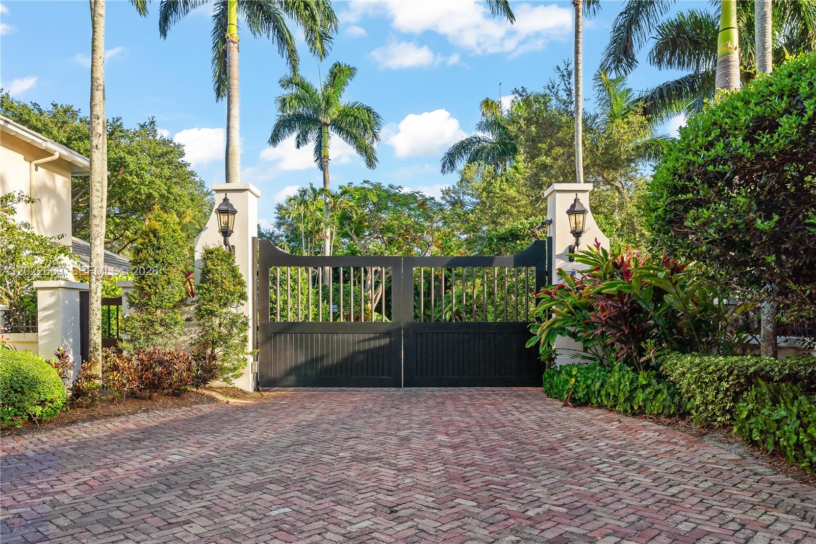 SHAW PROPERTY - Residential