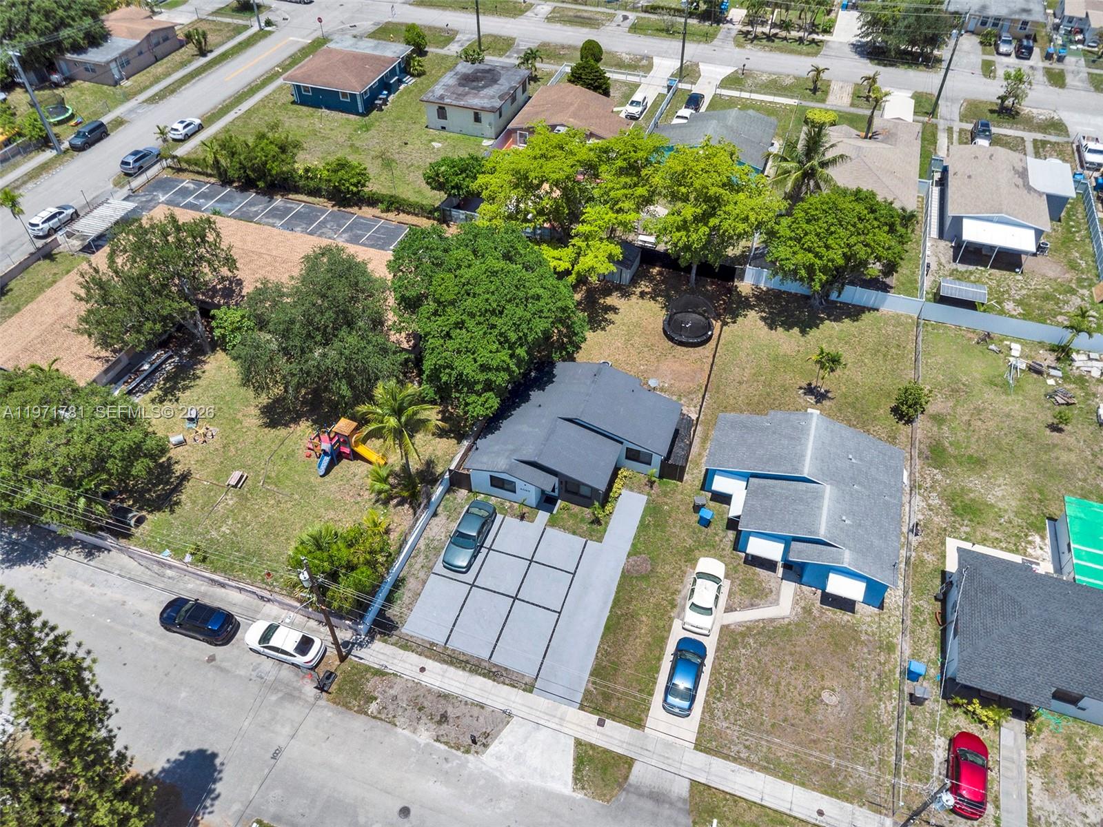 CARVER RANCHES - Residential