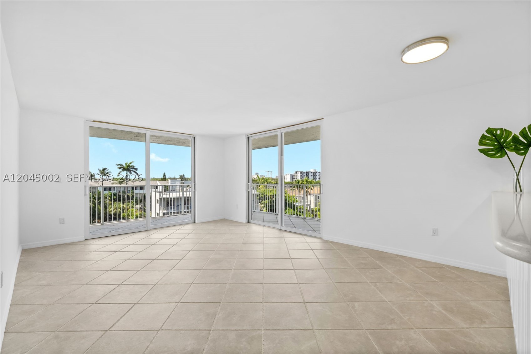 EDEN POINT SOUTH CONDO - Residential