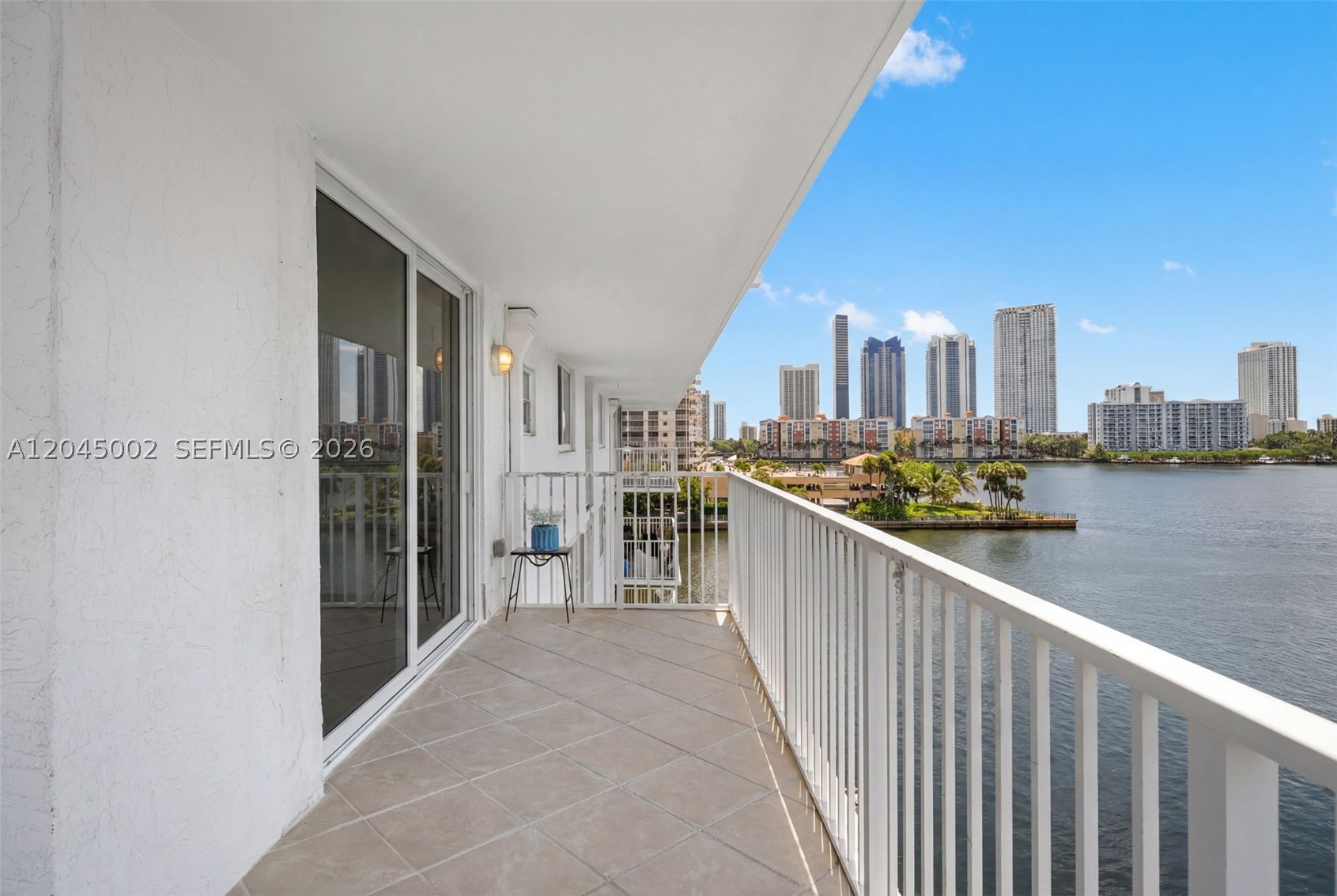 EDEN POINT SOUTH CONDO - Residential